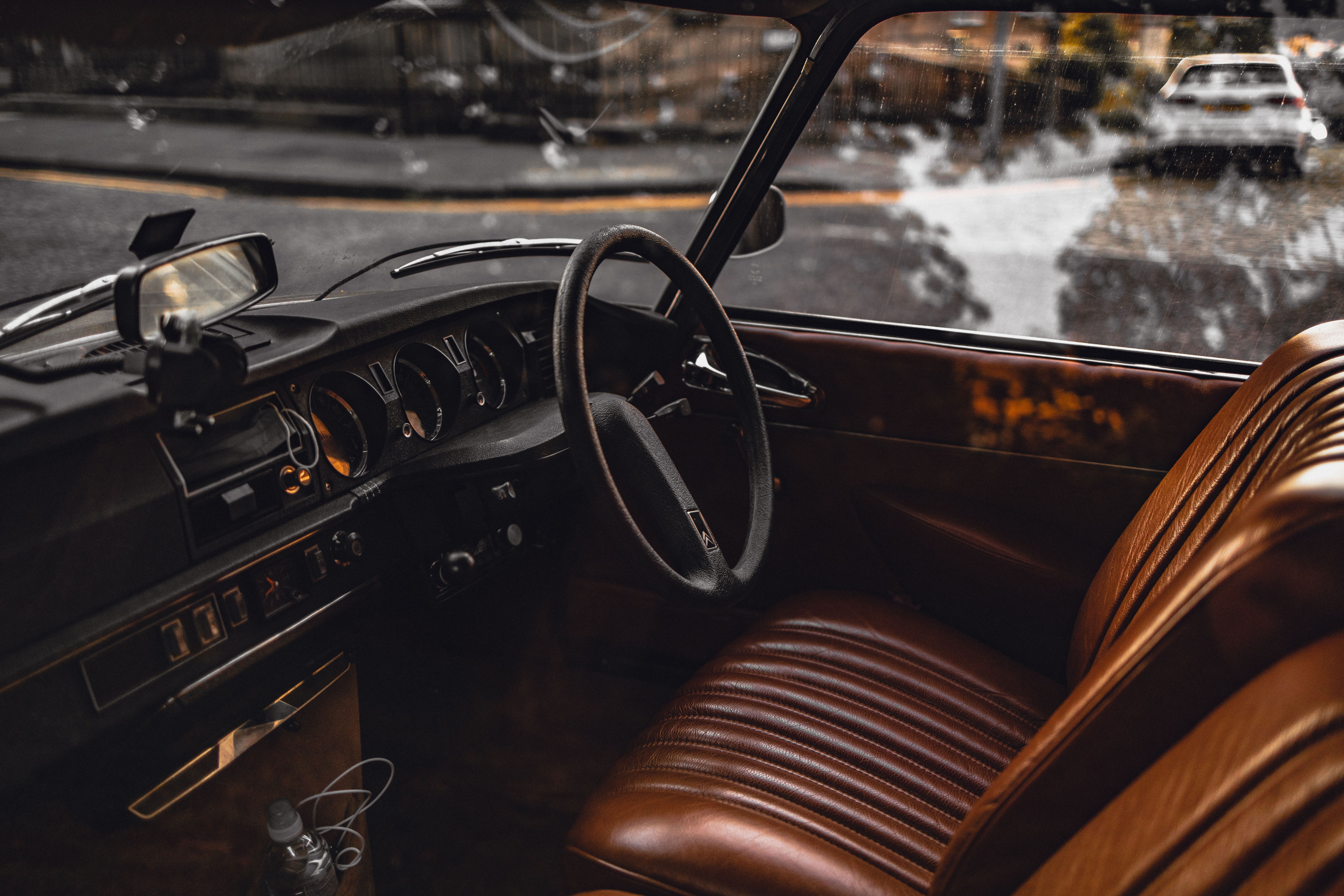 Oldtimer-Sitzbank